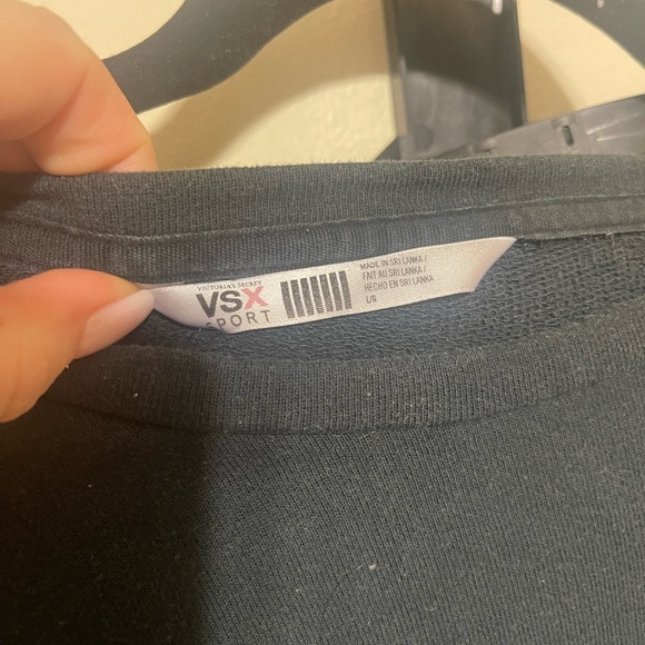 Victoria Secret Sport Long Sleeve - Picture 3 of 3